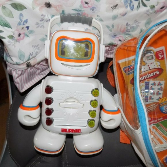 Electronic Alphie (Playskool, Hasbro, 2009) w/ Carrying Case EUC - Picture 2 of 4